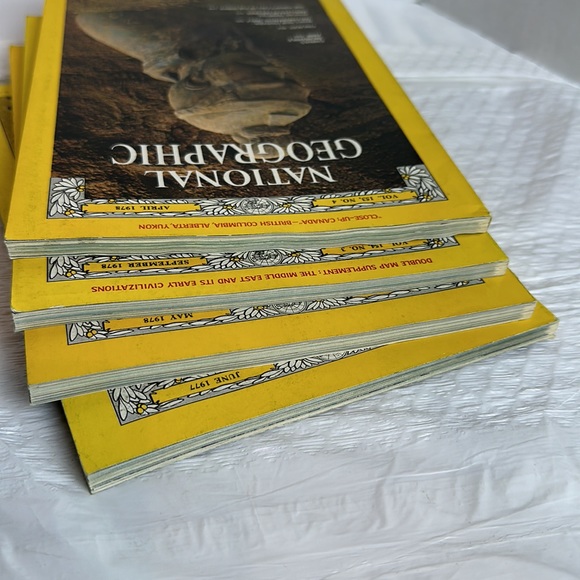 Vintage National Geographic Magazine 1977-1978 Lot of 4 - Picture 12 of 12